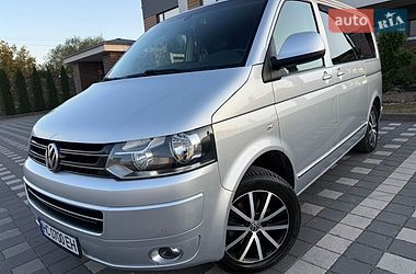 Минивэн Volkswagen Multivan 2015 в Стрые