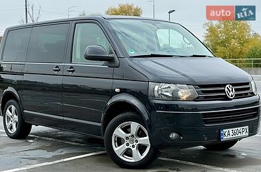 Минивэн Volkswagen Multivan 2013 в Киеве