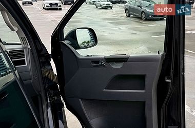 Минивэн Volkswagen Multivan 2013 в Киеве
