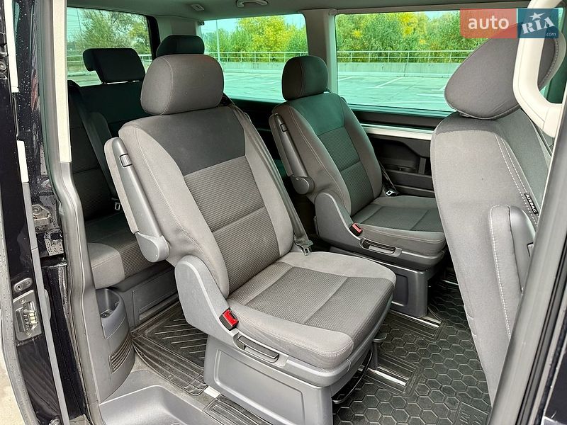 Минивэн Volkswagen Multivan 2013 в Киеве
