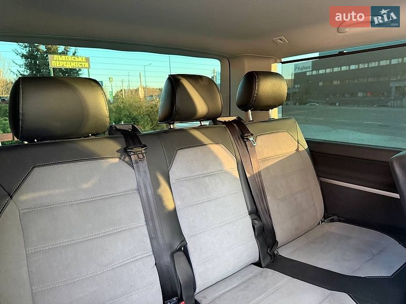Мінівен Volkswagen Multivan 2021 в Львові