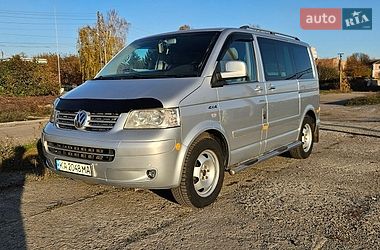 Минивэн Volkswagen Multivan 2006 в Лубнах