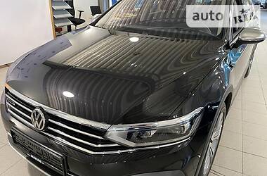 Универсал Volkswagen Passat Alltrack 2019 в Киеве