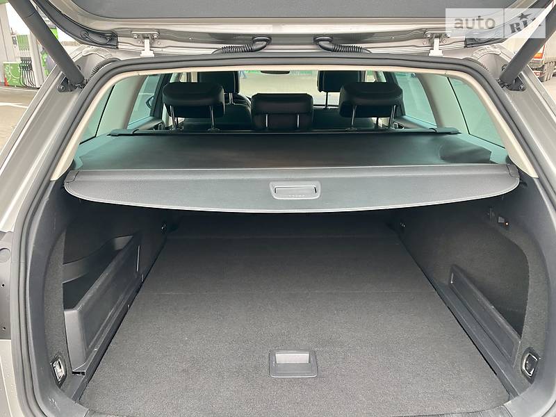 Універсал Volkswagen Passat Alltrack 2016 в Рівному фото 35 Універсал Volkswagen Passat Alltrack 2016 в Рівному