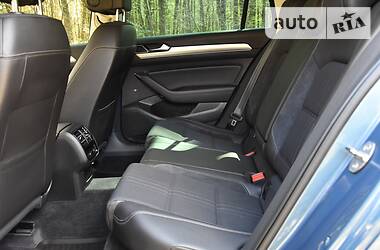 Універсал Volkswagen Passat Alltrack 2016 в 