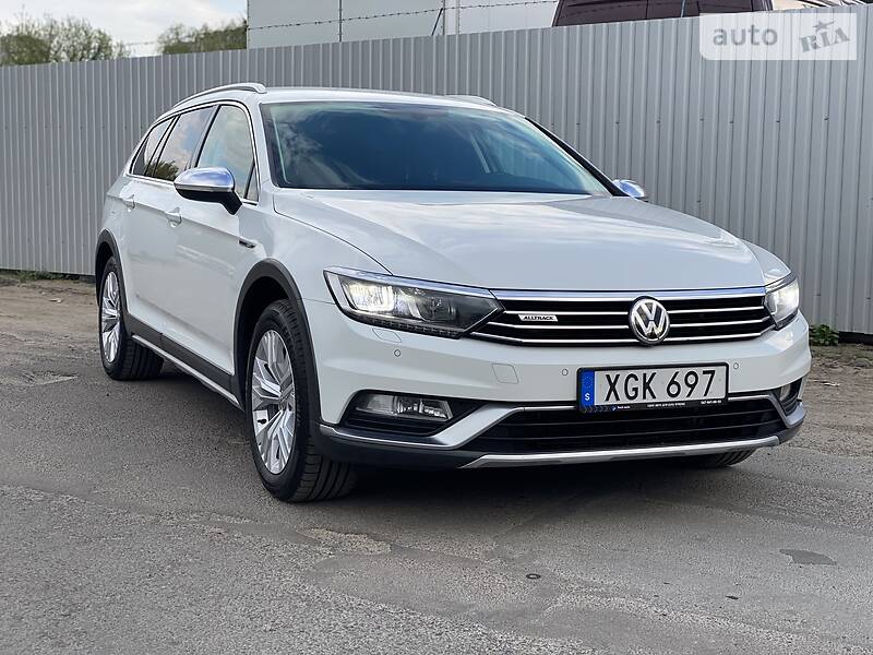 Універсал Volkswagen Passat Alltrack 2016 в Рівному