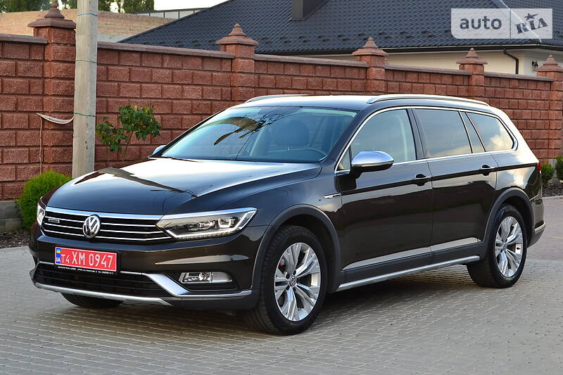 Універсал Volkswagen Passat Alltrack 2017 в Рівному