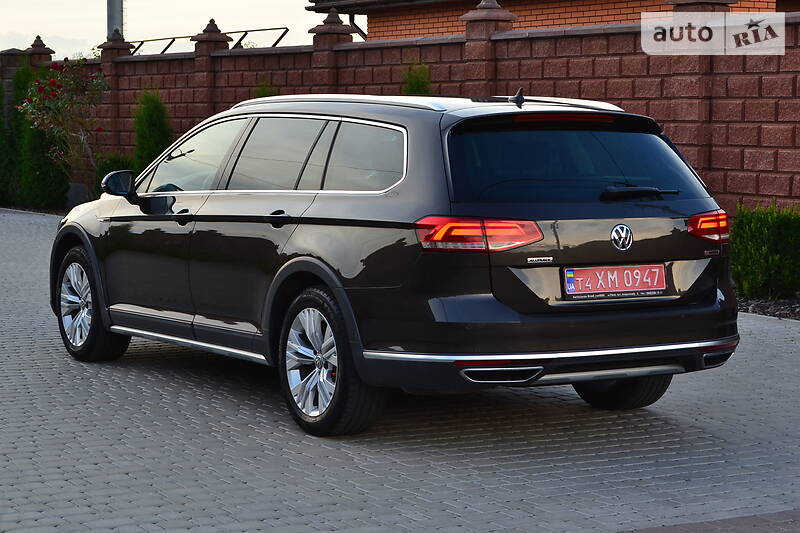 Універсал Volkswagen Passat Alltrack 2017 в Рівному