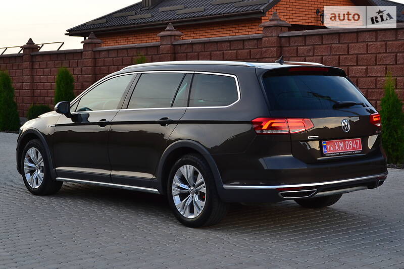 Універсал Volkswagen Passat Alltrack 2017 в Рівному
