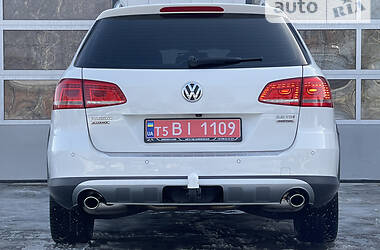 Универсал Volkswagen Passat Alltrack 2012 в Дрогобыче