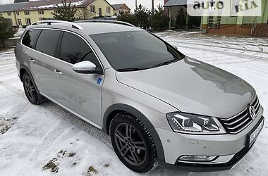 Універсал Volkswagen Passat Alltrack 2012 в 
