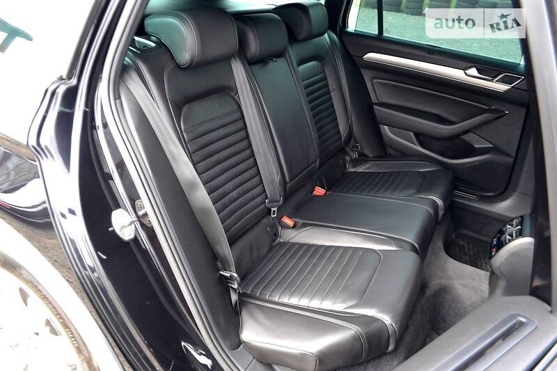 Универсал Volkswagen Passat Alltrack 2017 в Хмельницком
