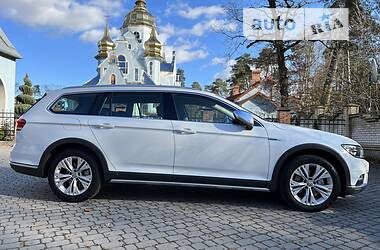 Универсал Volkswagen Passat Alltrack 2016 в Львове