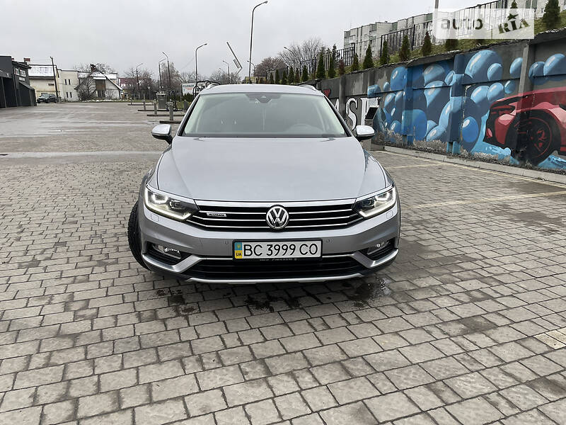Универсал Volkswagen Passat Alltrack 2018 в Дрогобыче
