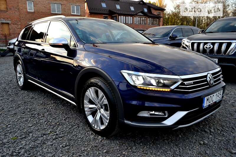 Универсал Volkswagen Passat Alltrack 2018 в Хмельницком