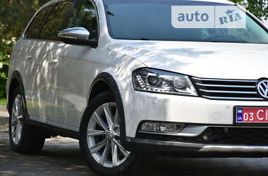 Універсал Volkswagen Passat Alltrack 2014 в Дрогобичі