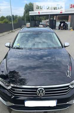 Универсал Volkswagen Passat Alltrack 2017 в Львове