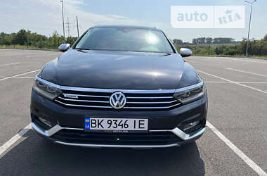 Універсал Volkswagen Passat Alltrack 2016 в Рівному