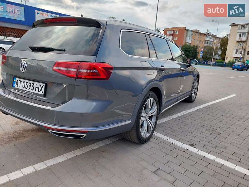 Универсал Volkswagen Passat Alltrack 2016 в Калуше