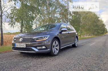 Універсал Volkswagen Passat Alltrack 2017 в Києві