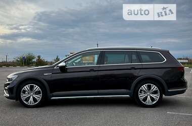 Универсал Volkswagen Passat Alltrack 2019 в 