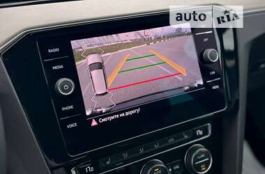 Универсал Volkswagen Passat Alltrack 2019 в 