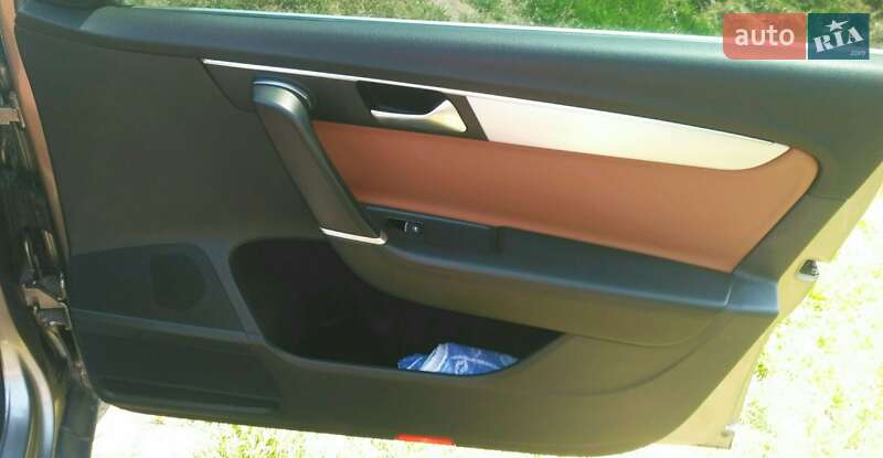 Универсал Volkswagen Passat Alltrack 2013 в Подольске