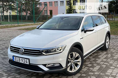 Универсал Volkswagen Passat Alltrack 2018 в Львове