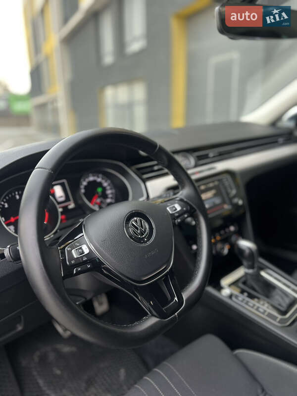 Универсал Volkswagen Passat Alltrack 2016 в Тернополе