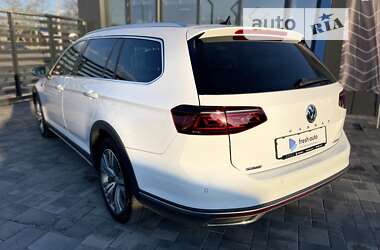 Универсал Volkswagen Passat Alltrack 2020 в Ровно