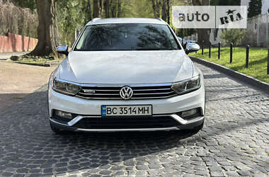 Універсал Volkswagen Passat Alltrack 2015 в Львові