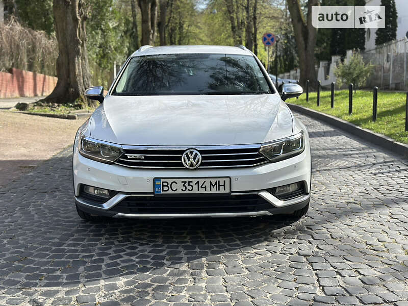 Универсал Volkswagen Passat Alltrack 2015 в Львове