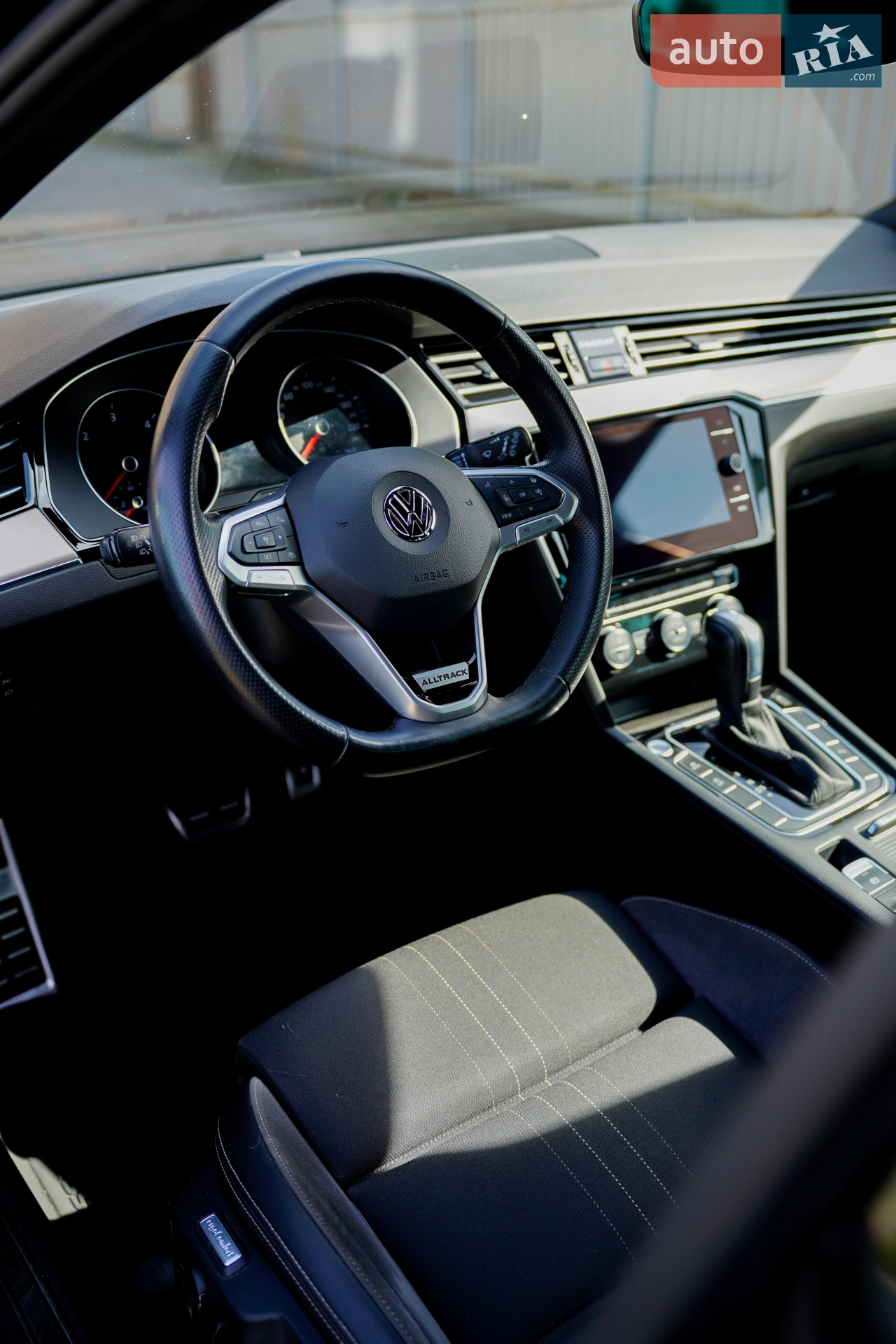 2019 Volkswagen Passat - мініатюра 21