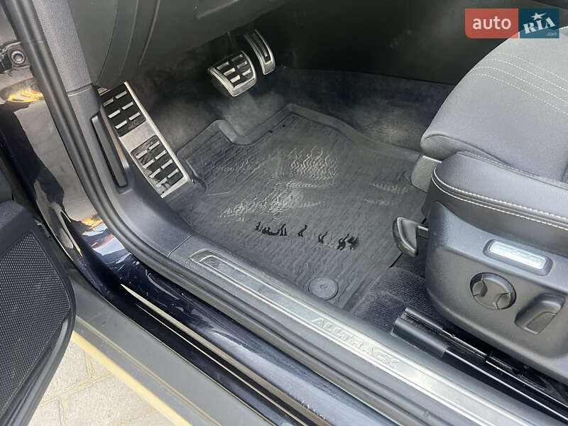 Универсал Volkswagen Passat Alltrack 2015 в Самборе