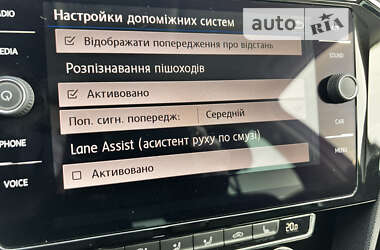 Универсал Volkswagen Passat Alltrack 2019 в Киеве