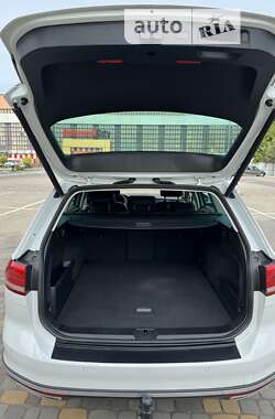 Универсал Volkswagen Passat Alltrack 2018 в Луцке