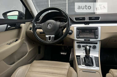 Універсал Volkswagen Passat Alltrack 2014 в Дрогобичі