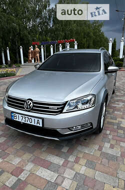 Універсал Volkswagen Passat Alltrack 2014 в Миргороді