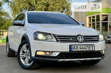 Універсал Volkswagen Passat Alltrack 2012 в Лубнах