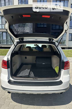 Універсал Volkswagen Passat Alltrack 2012 в Винниках