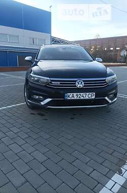 Универсал Volkswagen Passat Alltrack 2017 в Ромнах