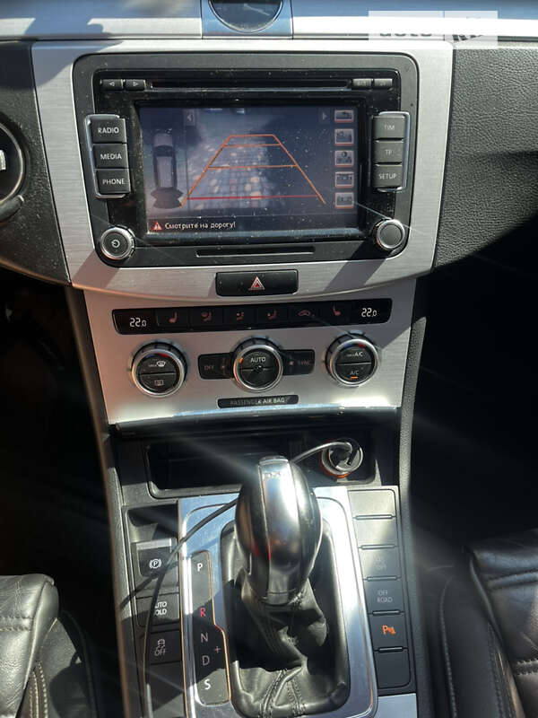 Универсал Volkswagen Passat Alltrack 2012 в Липовце