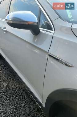 Универсал Volkswagen Passat Alltrack 2015 в 