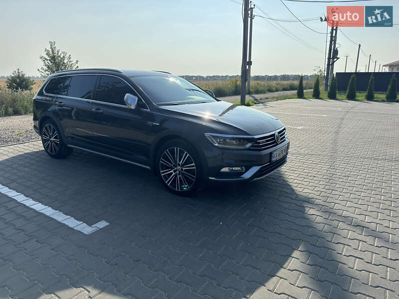 Универсал Volkswagen Passat Alltrack 2018 в 