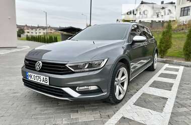 Універсал Volkswagen Passat Alltrack 2016 в Рівному