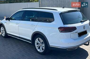 Універсал Volkswagen Passat Alltrack 2017 в 