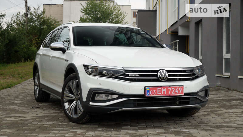 Универсал Volkswagen Passat Alltrack 2021 в Львове