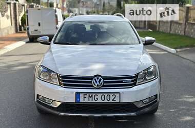 Універсал Volkswagen Passat Alltrack 2014 в Чернівцях