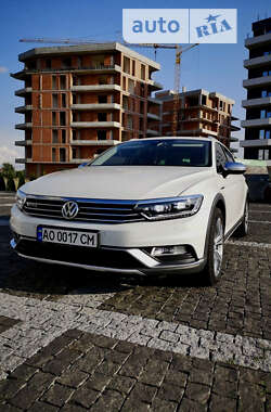 Универсал Volkswagen Passat Alltrack 2016 в Хусте