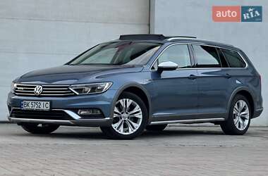 Універсал Volkswagen Passat Alltrack 2017 в Сарнах